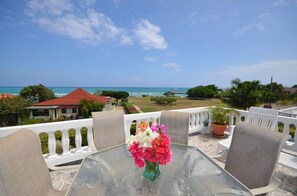 Room, 5 Bedrooms | Balcony