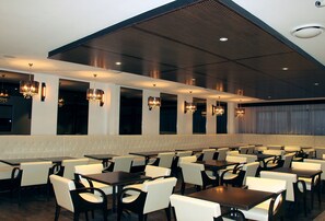 Frühstück, Mittagessen, Abendessen, internationale Küche 