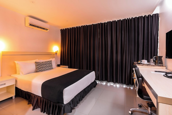 Deluxe Double Room, 1 Queen Bed