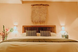 スタンダード ルーム キングベッド 1 台 | 1 室のベッドルーム、高級寝具、羽毛の掛け布団、セーフティボックス (室内)