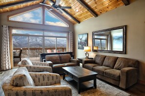 Smart TV, fireplace, video games, table football - GORGEOUS Luxury Cabin! Staggering VIEWS! Theater! Gaming! HUGE Decks! Fire Pits! (Gatlinburg)