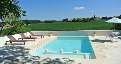 Bonita granja / casa rural con piscina privada