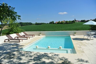 Bonita granja / casa rural con piscina privada