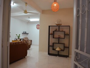 House, 4 Bedrooms | Living room | 29-inch LCD TV with cable channels, TV - Gen-Ji Cottage (Malacca City)