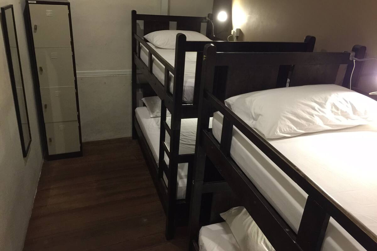 Felles sovesal, kun for kvinner (1 Bed in 4-Bed) | Strykejern/-brett og wi-fi (inkludert)