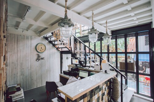 The Street Hostel Koh Lipe - Adult Only