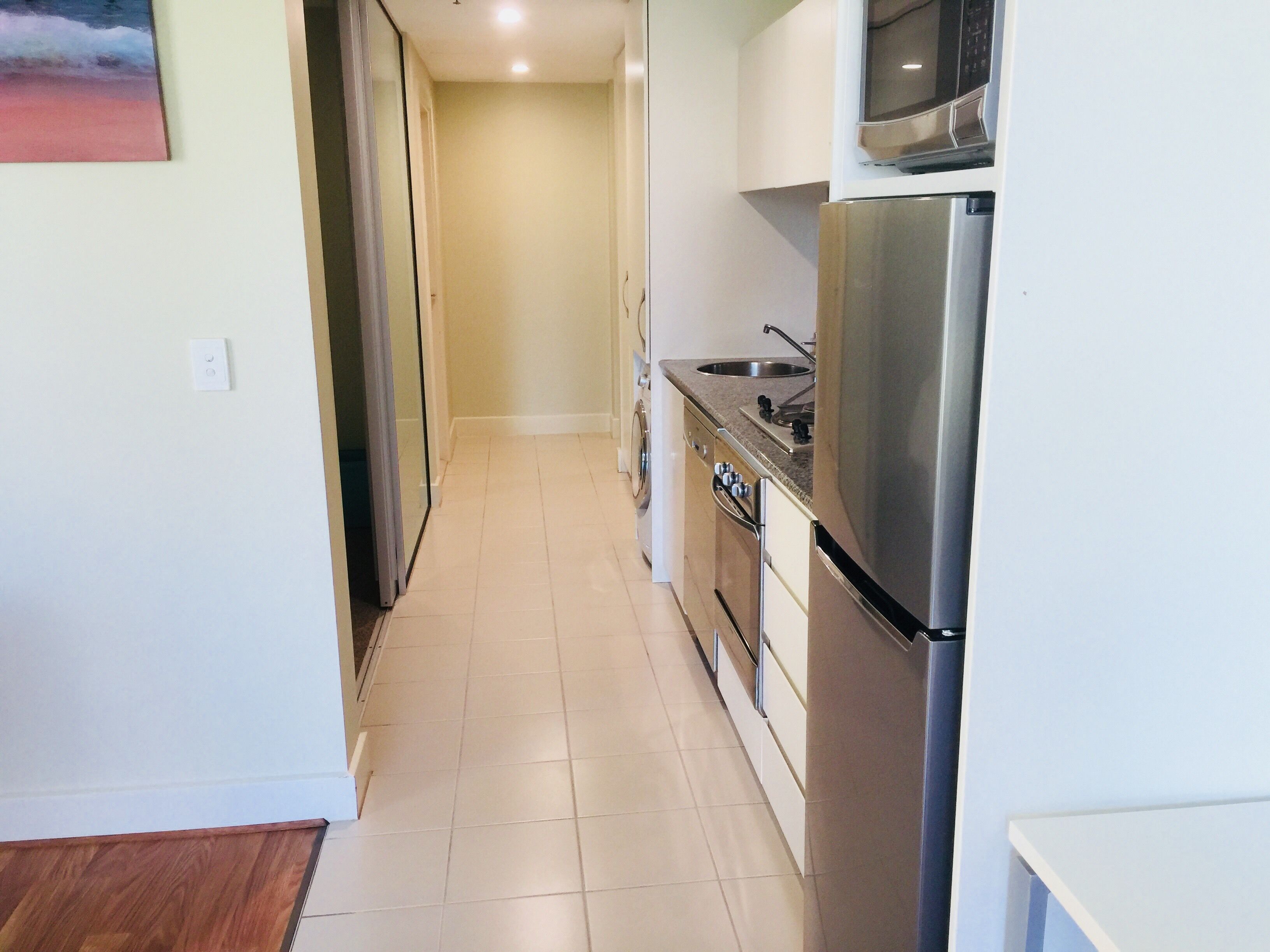 executive apartment, 2 bedrooms, non smoking, park view | private kitchenette | full-sized fridge, microwave, oven, stovetop