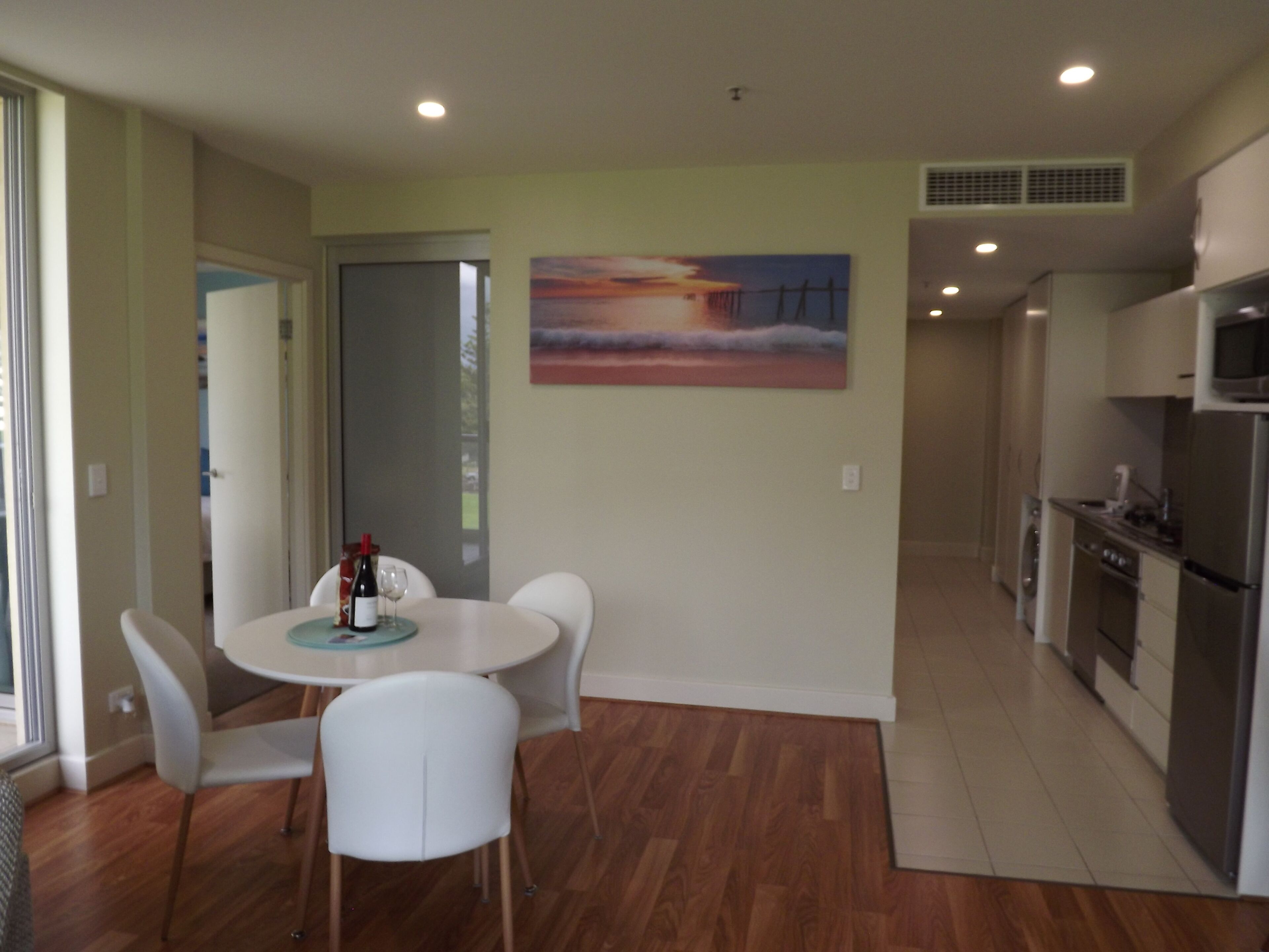 executive apartment, 2 bedrooms, non smoking, park view | private kitchen | full-sized fridge, microwave, oven, stovetop