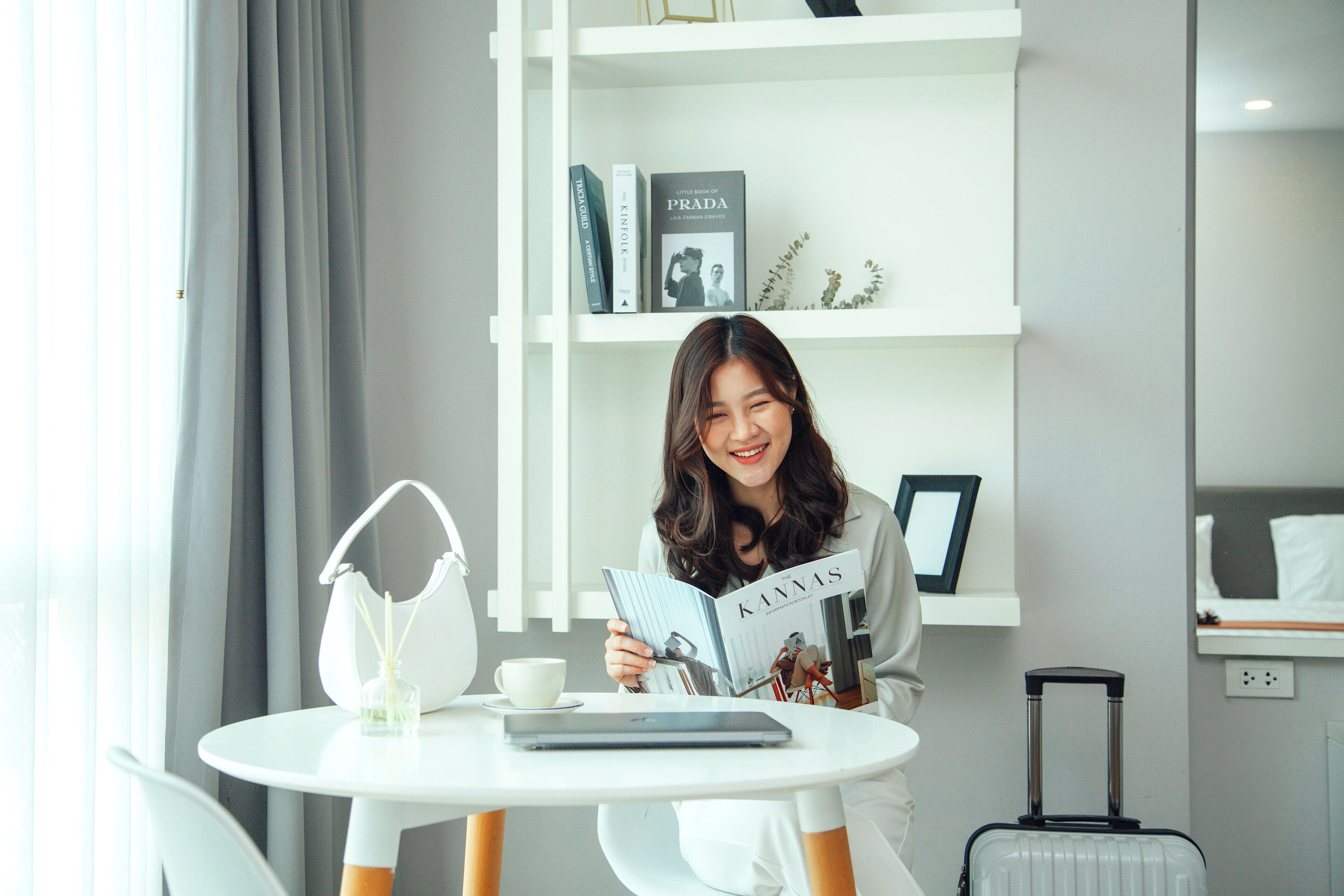 Studio King Bed | Frigobar, quartos à prova de som, Wi-Fi de cortesia, roupa de cama