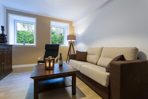 TV - with underfloor heating and WiFi (Berlin)
