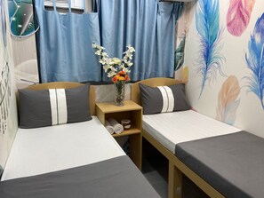 베이직 공용 도미토리, 여성 전용 | 객실 내 금고, 책상, 노트북 작업 공간, 방음 설비