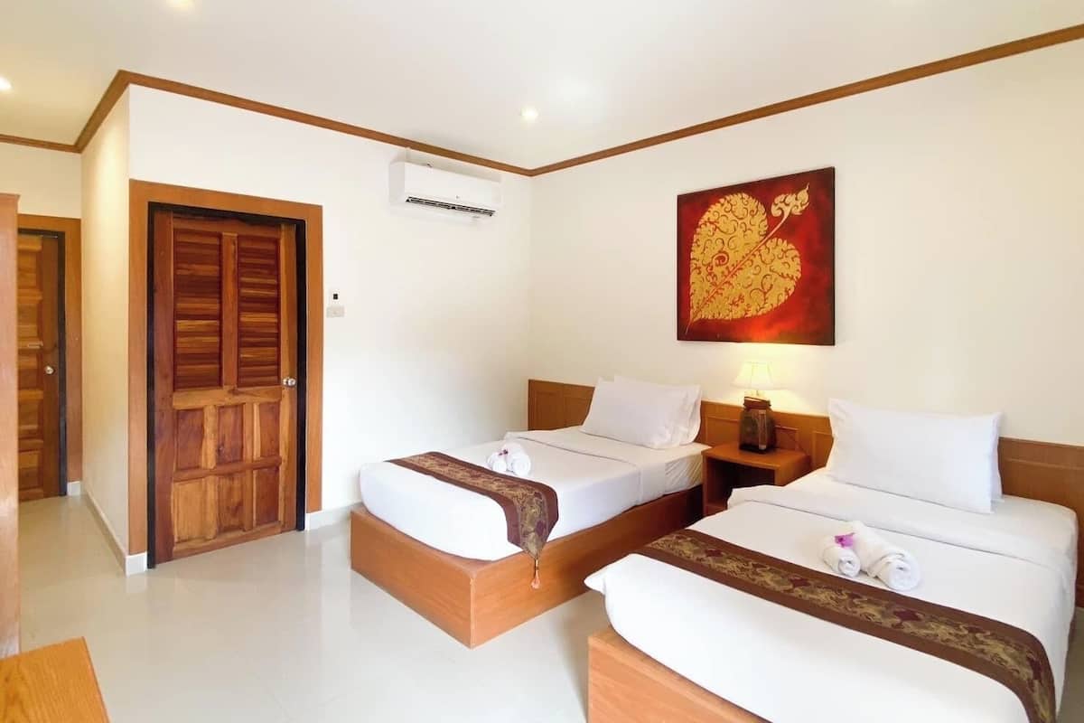 Superior Twin | Escritorio, camas supletorias, wifi gratis