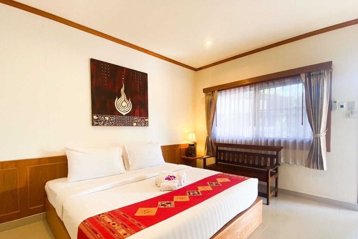 Superior Double | Escritorio, camas supletorias, wifi gratis