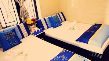 In-room safe, desk, soundproofing, iron/ironing board
