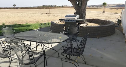 Acogedora casa de campo en una gran superficie cerca de Paso en el Camino del Vino Estrella