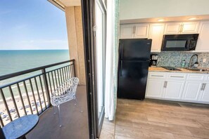Fridge, microwave, stovetop, coffee/tea maker - Coastal condo w/ hot tub, sauna & pool (North Myrtle Beach)