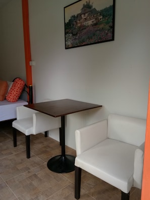 Country Room (A) | Room amenity - Pattamatararin (Doi Saket)