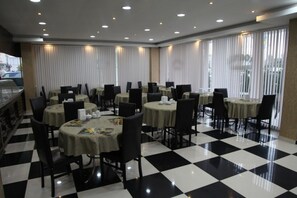 Terrace/patio - Kuloglu Hotel (Samsun)