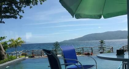 Paradiso Rito Waterfront Oasis