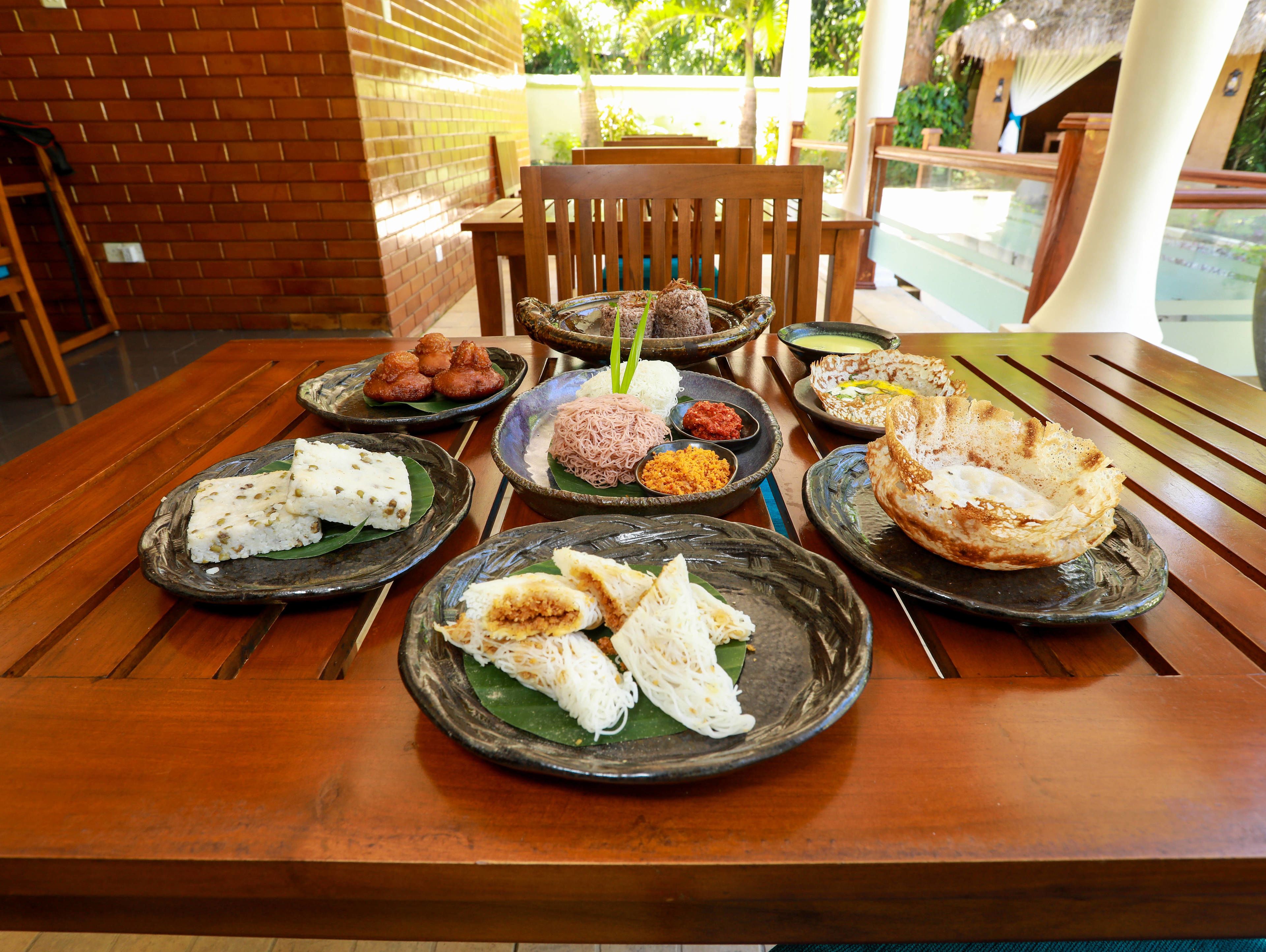 daily full breakfast (usd 12.00 per person)