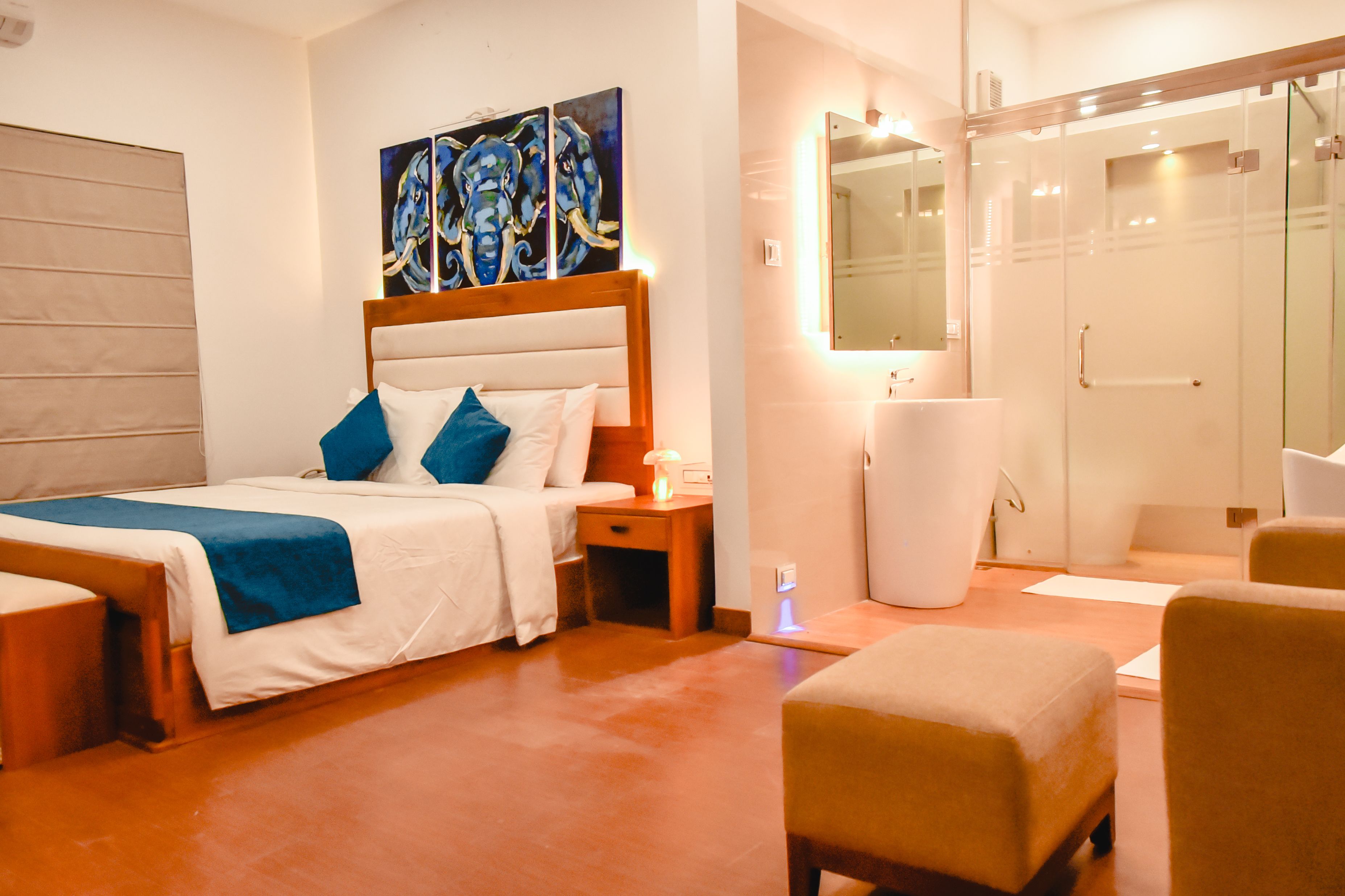 1 bedroom, premium bedding, pillow-top beds, minibar