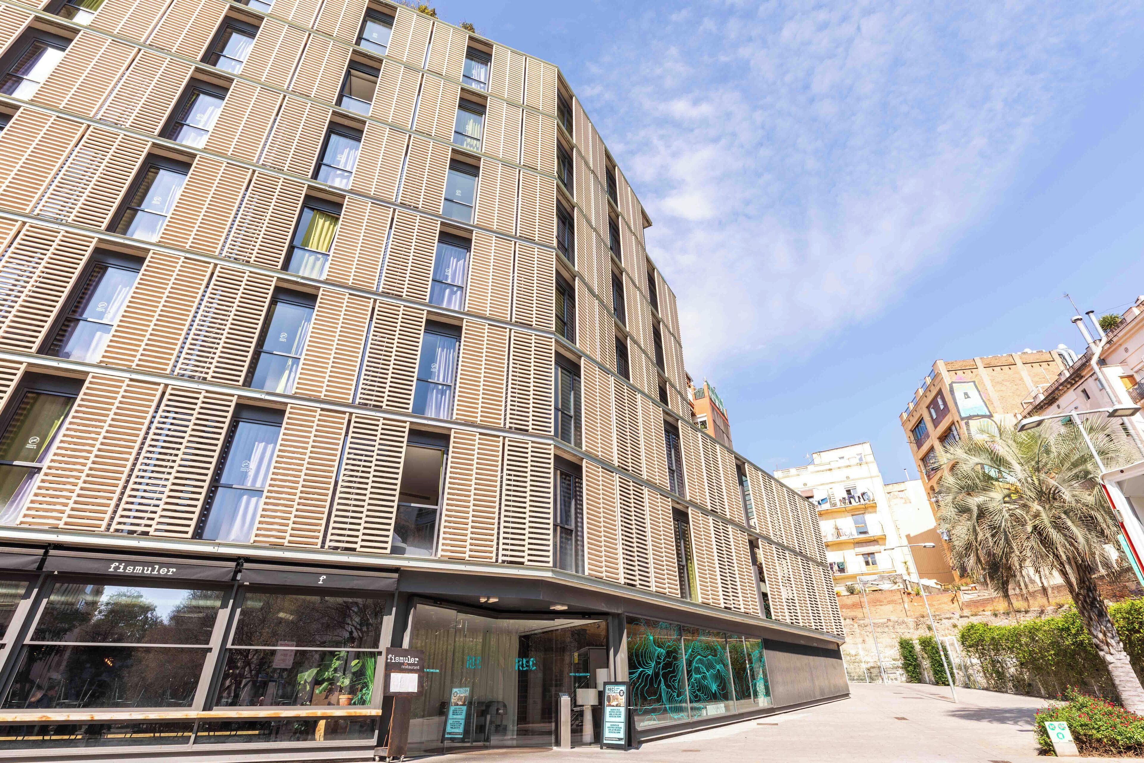 واجهة المنشأة