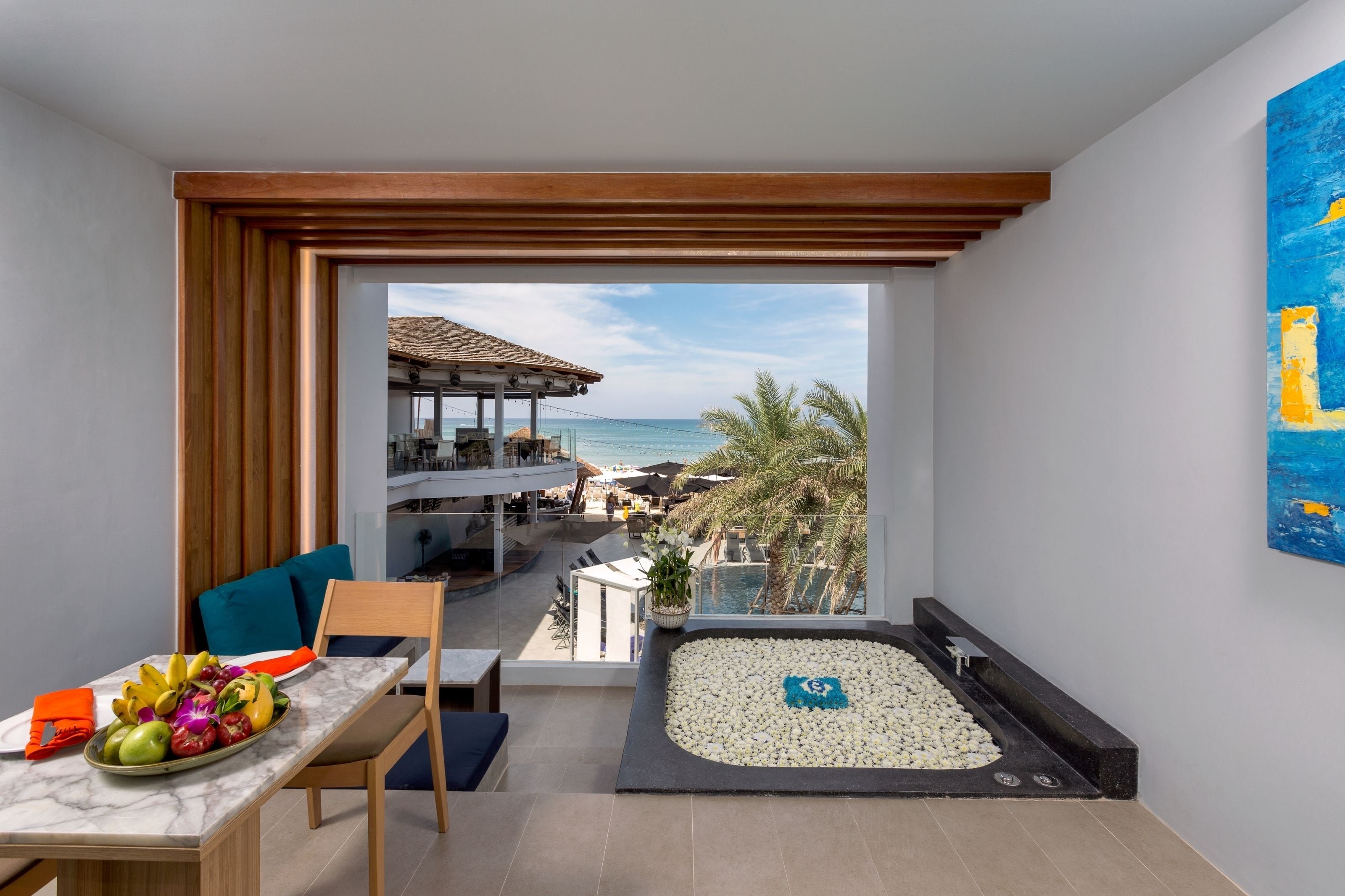 Luxury Beachfront Suite | Quang cảnh từ phòng