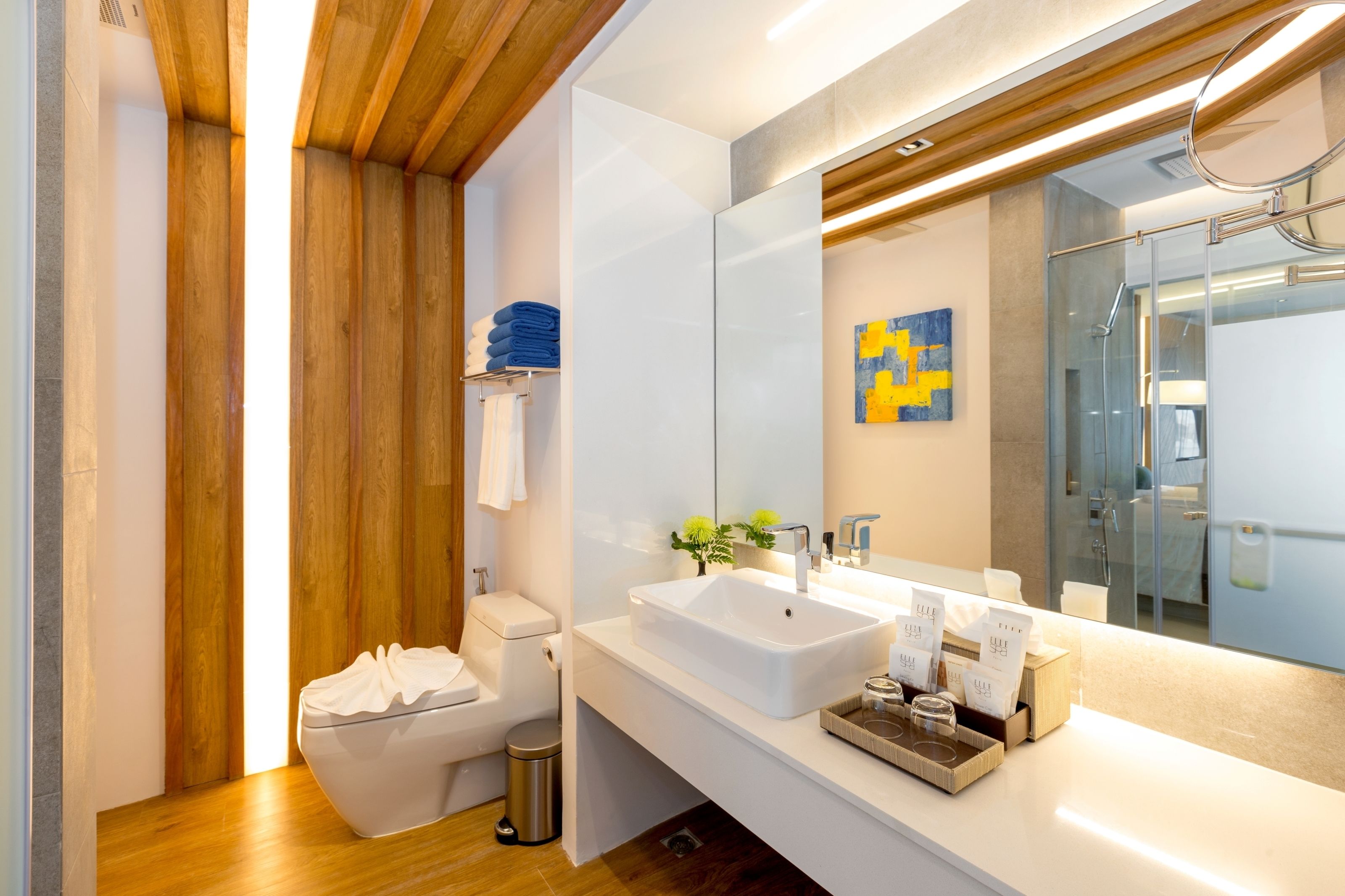 luxury beachfront suite | bathroom | free toiletries, hair dryer, bathrobes, slippers