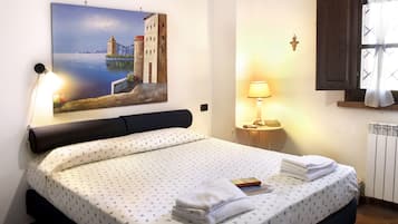 Standard Double or Twin Room, Accessible (Bacco) | Minibar, free WiFi, bed sheets