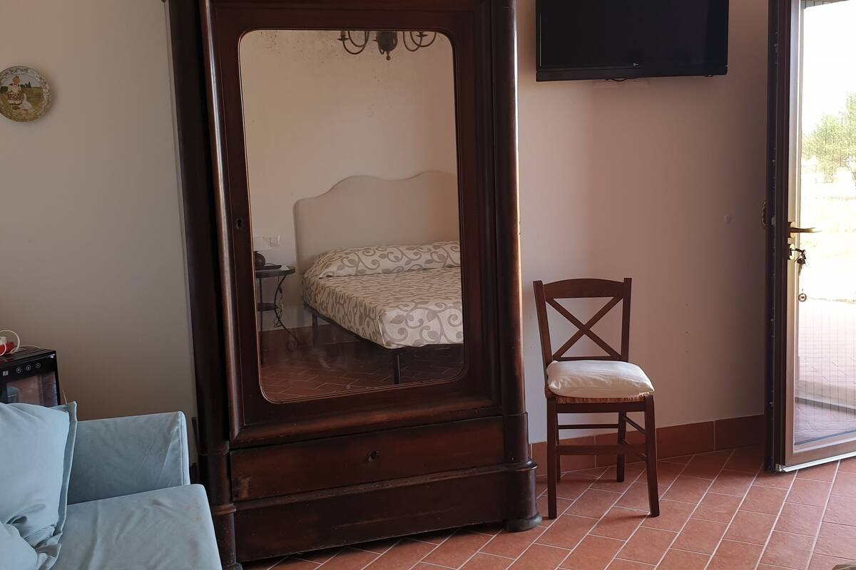 Habitación Deluxe, junto a la alberca | Minibar, wifi gratis y ropa de cama