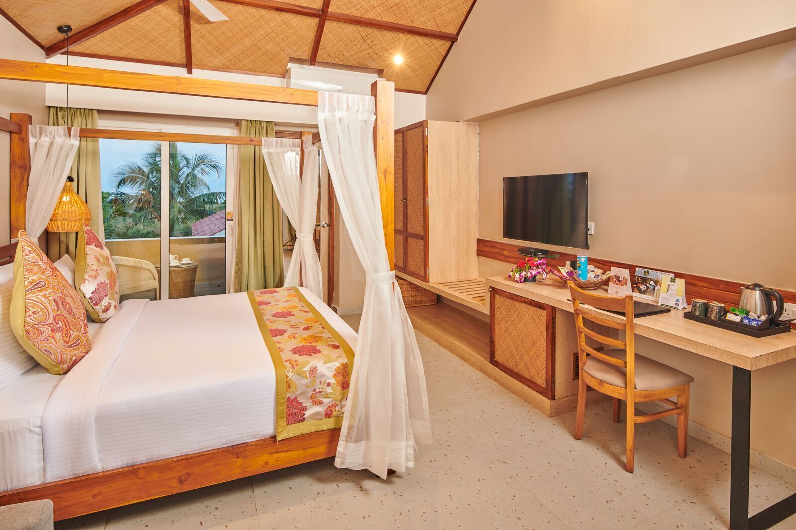 In-room safe, desk, laptop workspace, blackout drapes