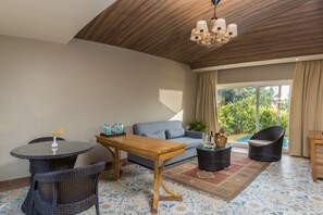 Sanctuary - Presidential Premium Pool Villa | Living area | LED TV