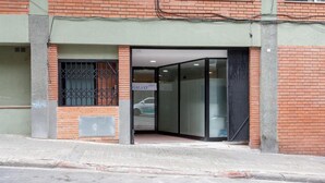 Unclassified image, 3 of 37, button - Galaxy Star Hostel Barcelona (Barcelona)
