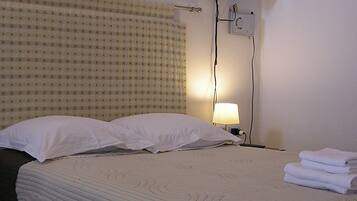 Design-studiolejlighed | 1 soveværelse, premium-sengetøj, skrivebord, sengetøj