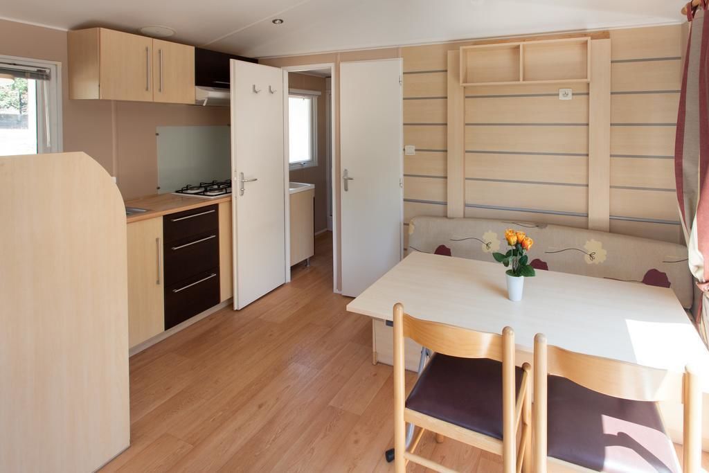 Mobile Home, 2 Bedrooms | 1 bedroom, WiFi