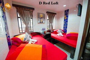 Free WiFi, bed sheets - D Red Loft (Kowloon)
