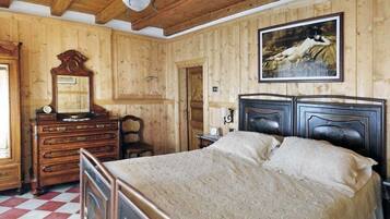 Doppelzimmer, Gemeinschaftsbad (Folon) | Verschiedenes