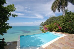 Outdoor pool, an infinity pool