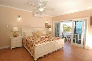 Room, 6 Bedrooms | 6 bedrooms, iron/ironing board, free WiFi - San Bar 6BR by Jamaican Treasures (Port Antonio)