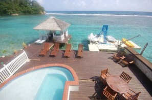 Terrace/patio - San Bar 6BR by Jamaican Treasures (Port Antonio)