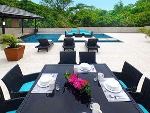 Chambre, 3 chambres | Terrasse/Patio