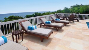 Villa, 3 chambres | Solarium