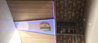 Golden Dormitory - Hostel