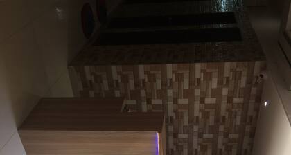 Golden Dormitory - Hostel