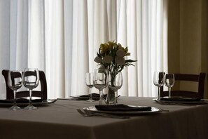 Aperto a pranzo e cena