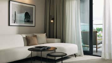 1 bedroom, minibar, in-room safe, desk