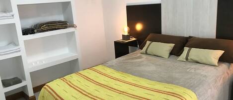 Apartment, 1 Bedroom | 1 bedroom, free WiFi