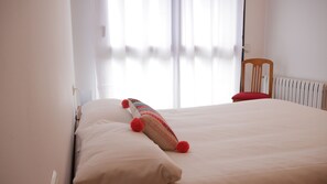Huoneisto, 1 makuuhuone, vuoristonäköala | 1 makuuhuone, työpöytä, pimennysverhot, silitysrauta/-lauta