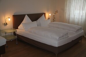 Chambre Triple Classique, non-fumeur, vue parc