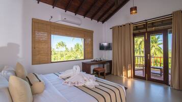 1 soverom, minibar, safe på rommet og skrivebord